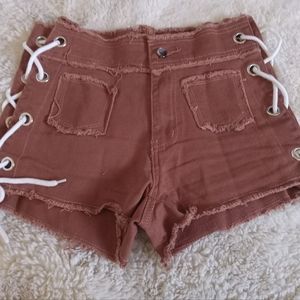 Cute tie up shorts